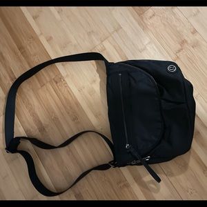 Lulu lemon festival bag